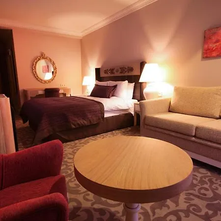 Hotel Sonno Boutique & 4*